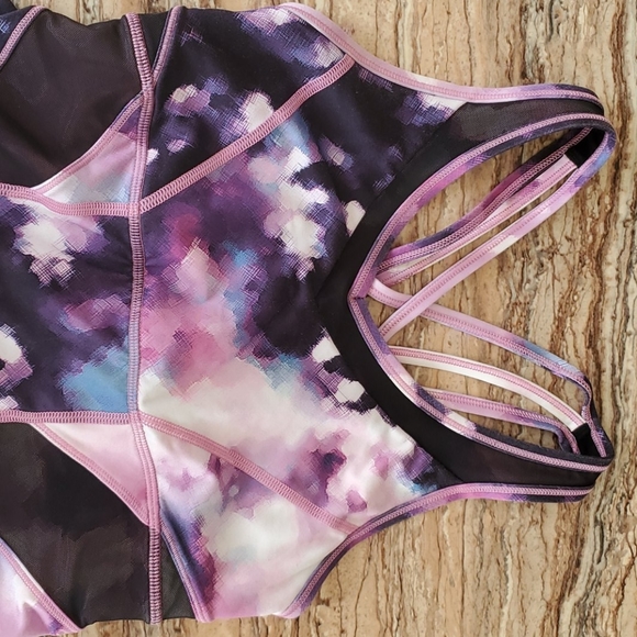 Lululemon top - Picture 8 of 8